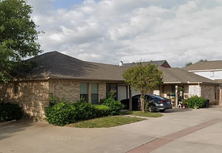 124 Stewart Bend Ct #A — Photo 1