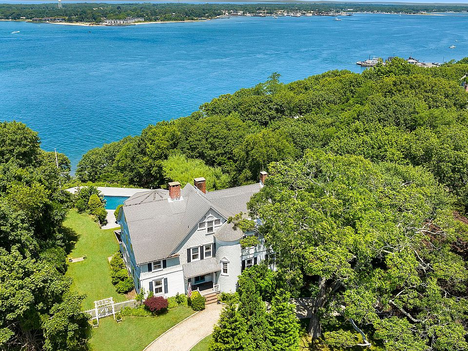 20 Prospect Ave, Shelter Island, NY 11964 | Zillow