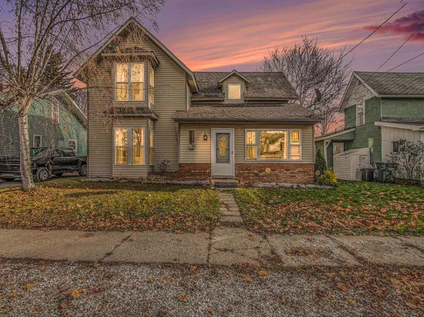 225 S Gladwin St, Lake City, MI 49651