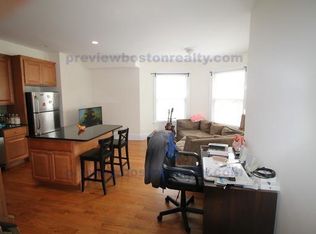 25 Henshaw St #UN1, Brighton, MA 02135