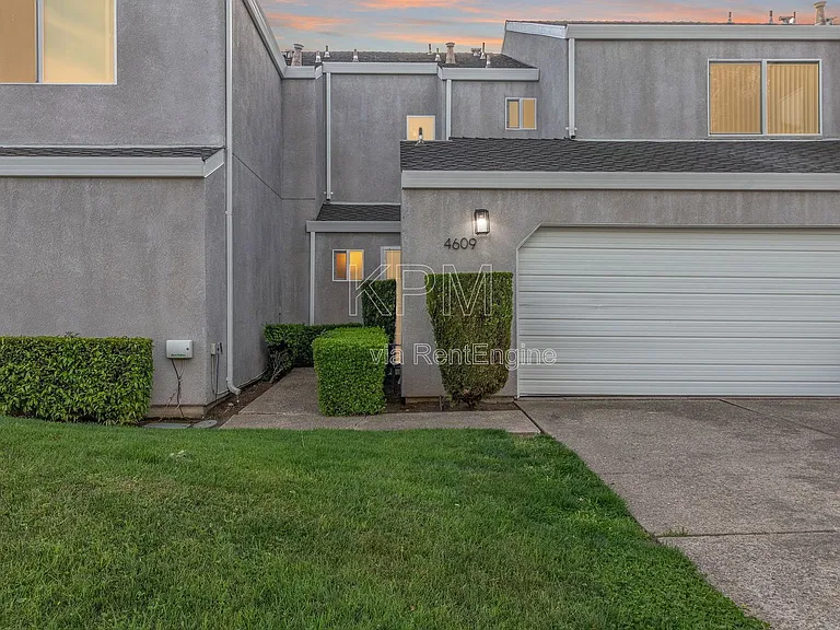 4609 Da Vinci Dr — Photo 1