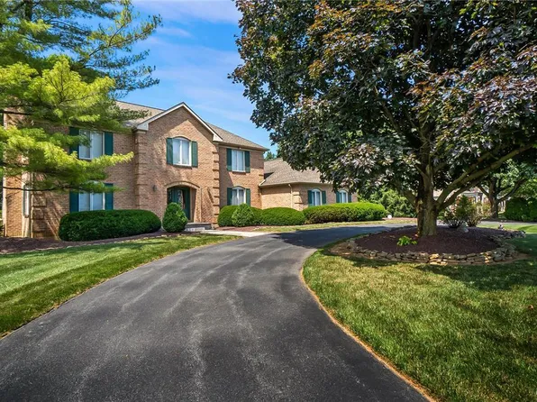 640 W Macada Rd, Bethlehem, PA 18017