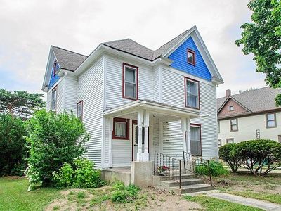 208 S Ann Arbor St, Saline, MI, 48176