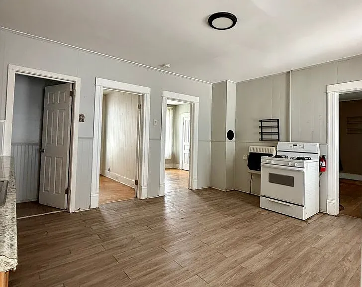 45 Van Derveer St #1210 — Photo 1