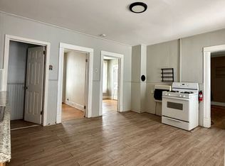 45 Van Derveer St #1210, Amsterdam, NY 12010