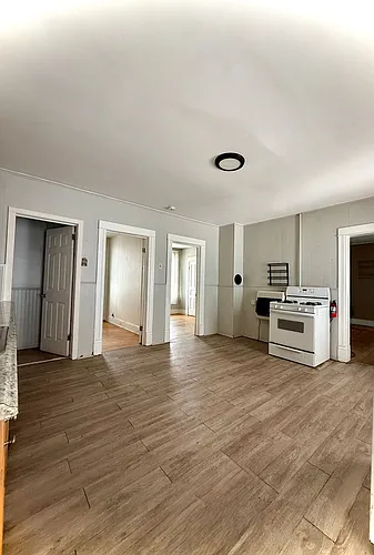 45 Van Derveer St #1210 Photo 1