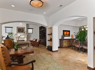 8695 Glenwick Ln, La Jolla, CA 92037
