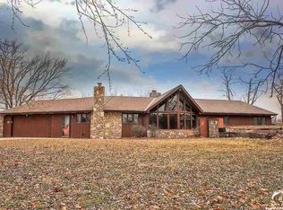 1808 N 100th Rd, Baldwin city, KS 66006