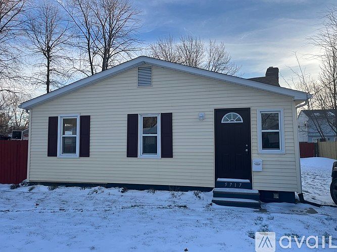 1st image of 5717 Ivy Dr