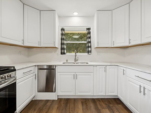 5th image of 7514 W Everell Ave