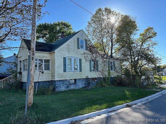 1st image of 708 N College Avenue