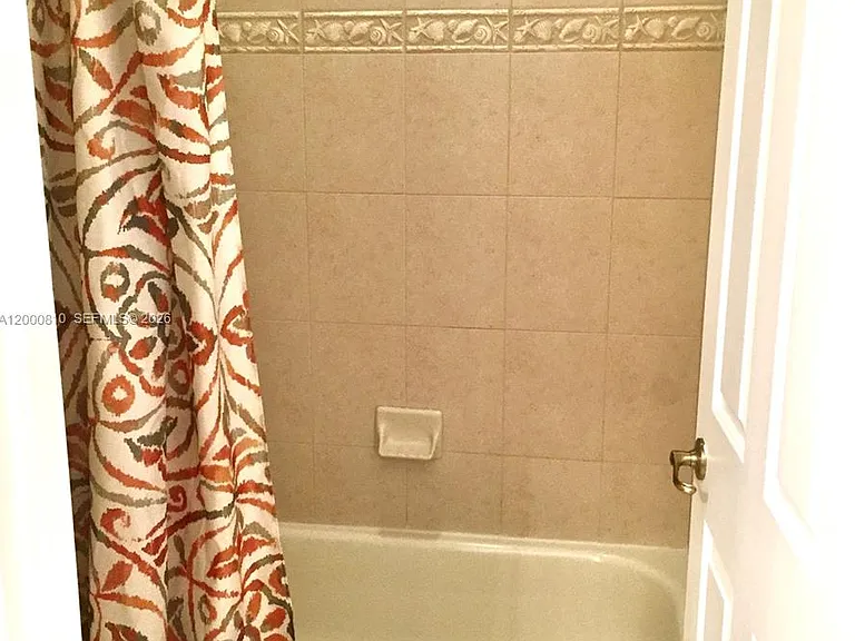 7477 NW 114th Ter — Photo 25
