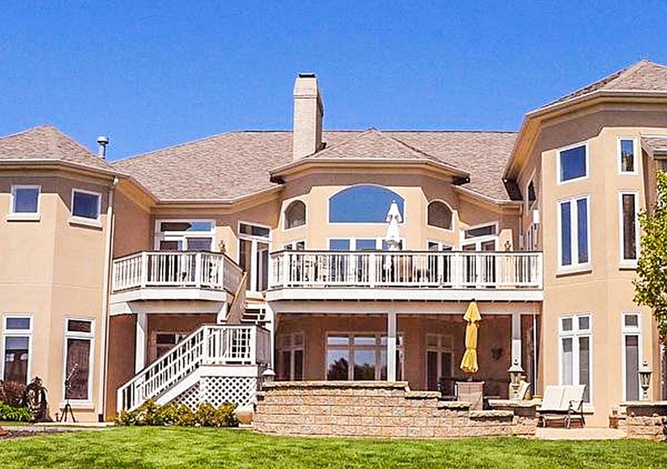 1st image of 260 Boulder Dr