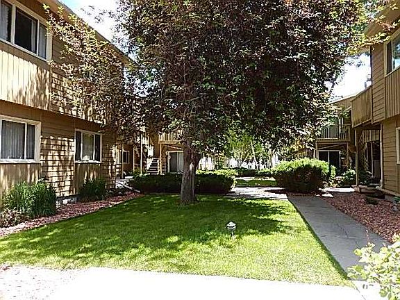 4th image of 2820 Oakland Dr Unit 21