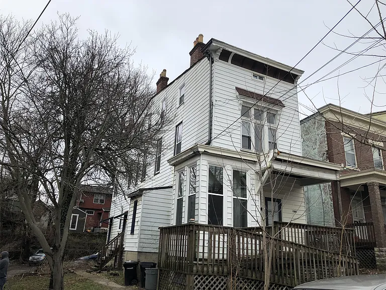 455 Warner St #1 — Photo 6