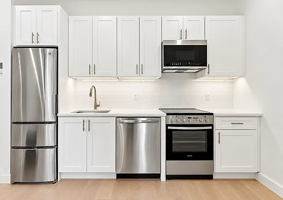Kitchen, photo 1