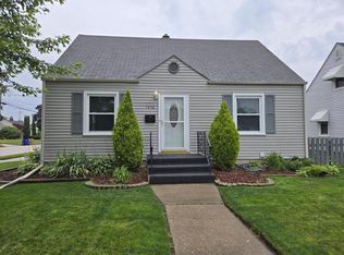 7856 19th Ave, Kenosha, WI 53143