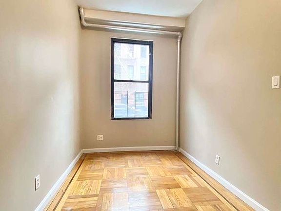 4th image of 326 E 78th St APT 1A