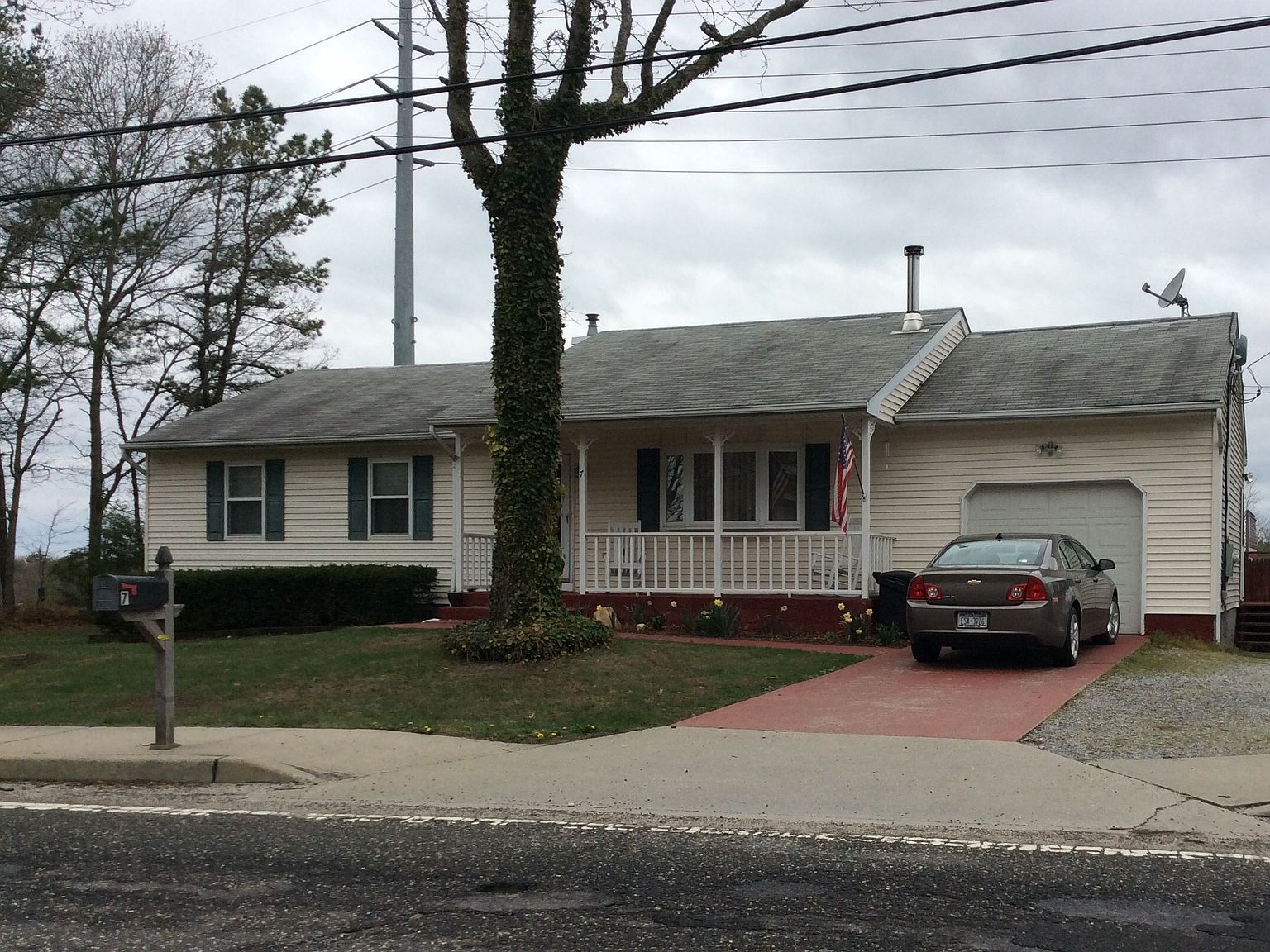 7 Moriches Middle Island Rd, Shirley, NY 11967 Zillow