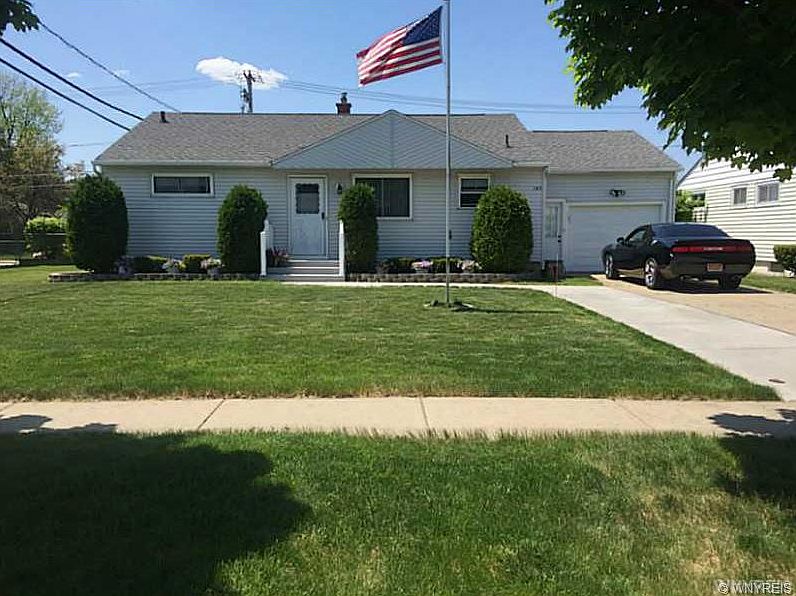 1st image of 143 Imperial Dr
