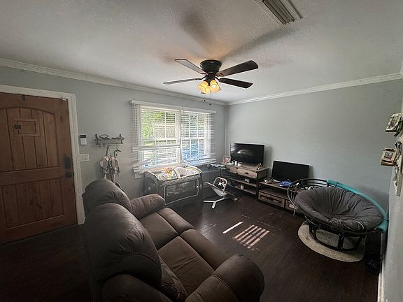 5th image of 107 Parklane Dr