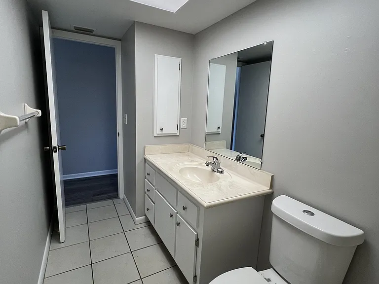 639 SE 13th Ave #120 — Photo 37