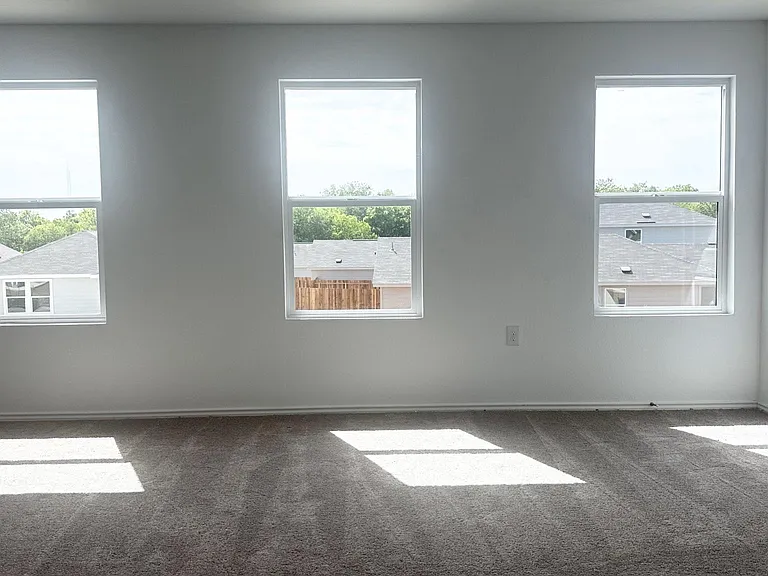 1159 Janzen Rd — Photo 13
