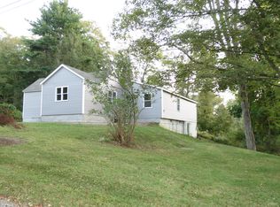 2 Foreman Rd, Cold Spring, NY 10516