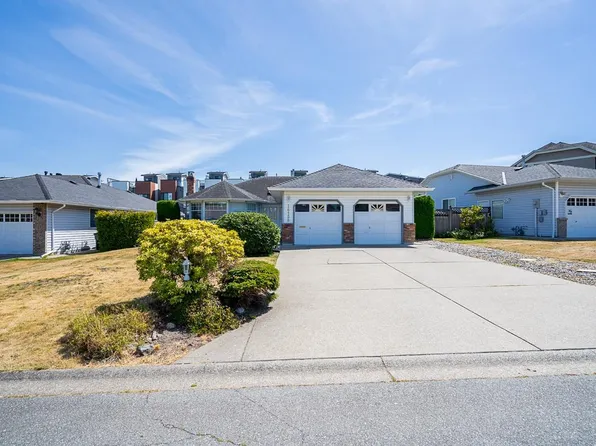 16158 16a Ave, Surrey, BC V4A 9J9