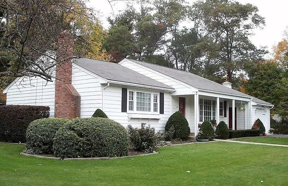 1st image of 31 Viele Ave