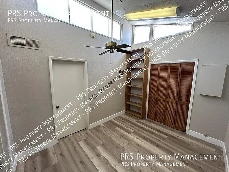 5100 N Miller Rd #11 — Photo 20