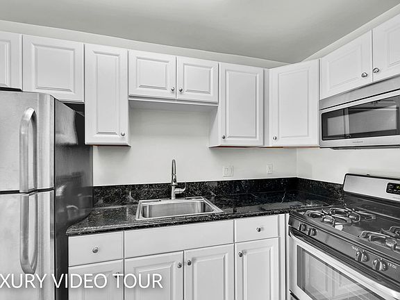 5th image of 1240 W 29th St APT 18