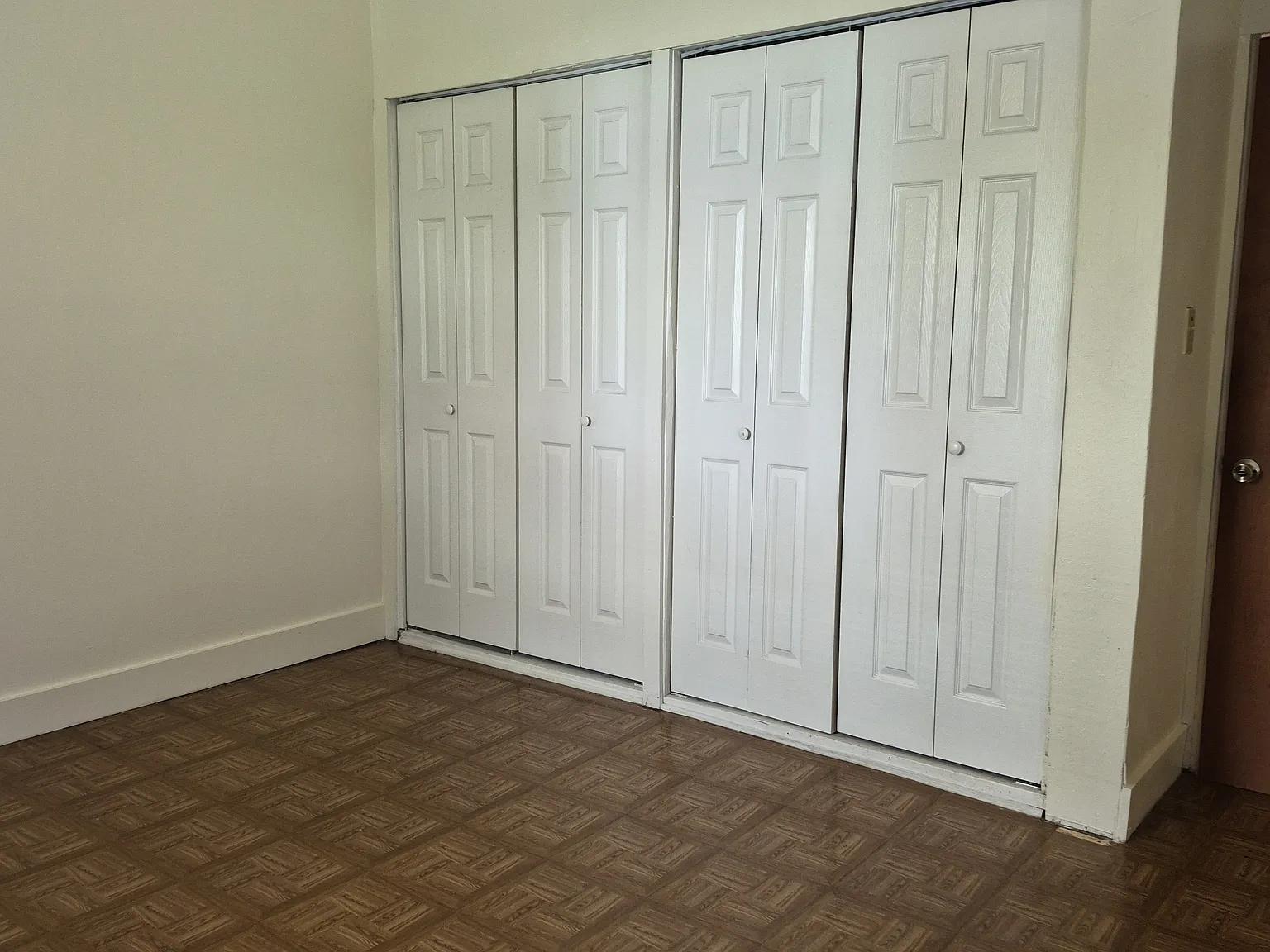 2 bed, 950 sqft, $1,500 — Photo 4