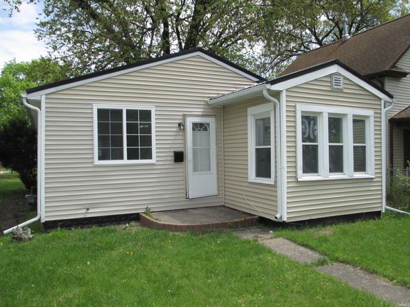 1252 Fremont St, South Bend, IN 46628