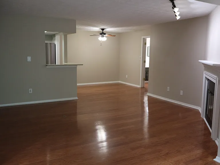 4207 Canyon Point Cir — Photo 14