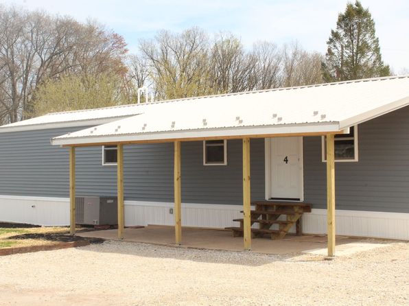 450 Ridge Rd TRAILER 4, Etters, PA 17319