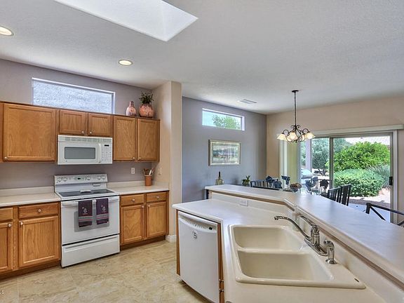 5th image of 20087 N Trovas Dr