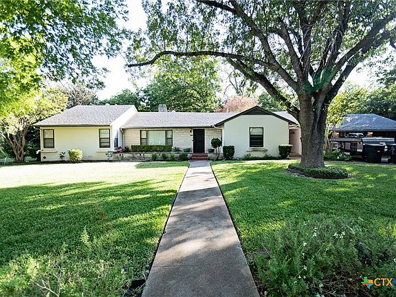 2nd image of 319 King Cir