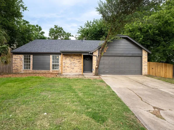 3806 Wooddale Ct, Grand Prairie, TX 75052