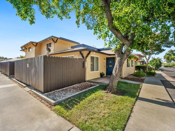 56 W Elliot St APT 61, Woodland, CA 95695