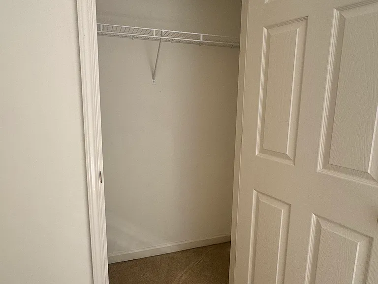 1006 Slash Pine Ct — Photo 2