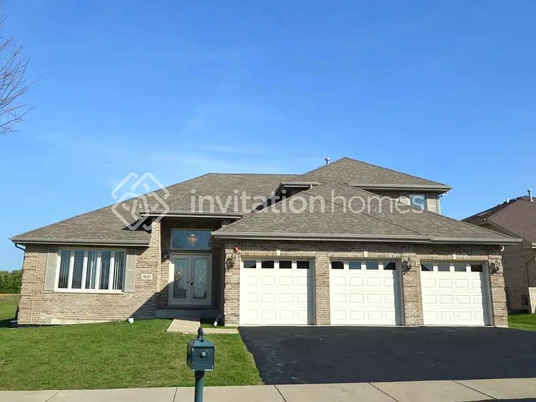1021 Amlin Ter — Photo 1