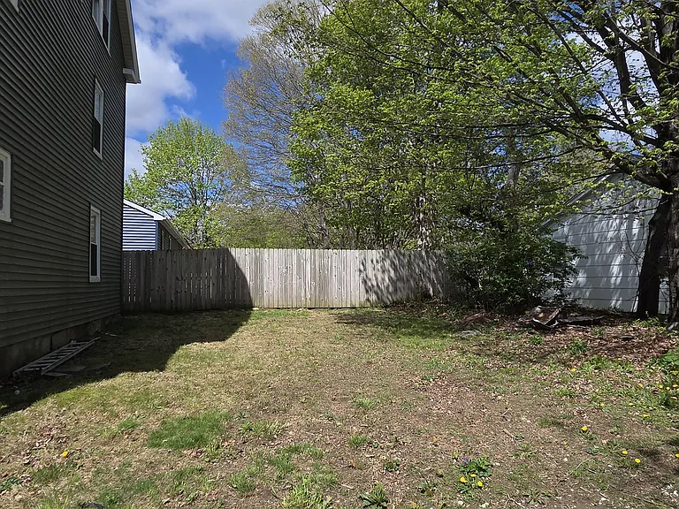 65 Smith St #1 — Photo 13