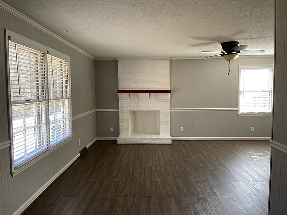 4th image of 4709 Cedarline Dr