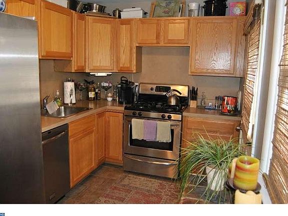 3rd image of 514 Edgewood Ave