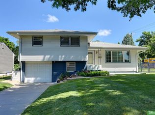 8206 Franklin St, Omaha, NE 68114