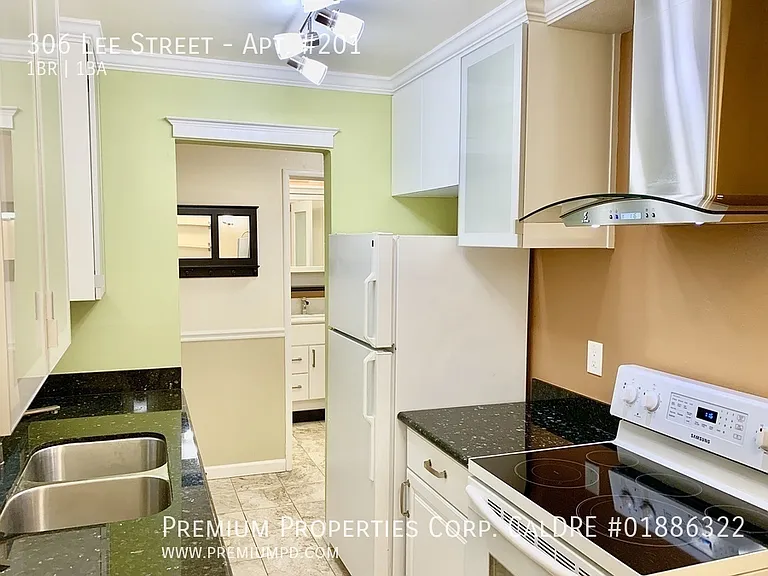 Bel Aire Apartments — Photo 51
