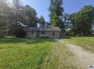 102 E Davidson St, Staunton, IN 47881