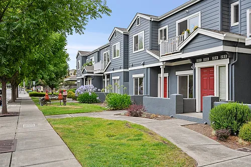 Marketplace Apartments Photo 1