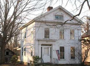 15 Plains Rd, Moodus, CT 06469